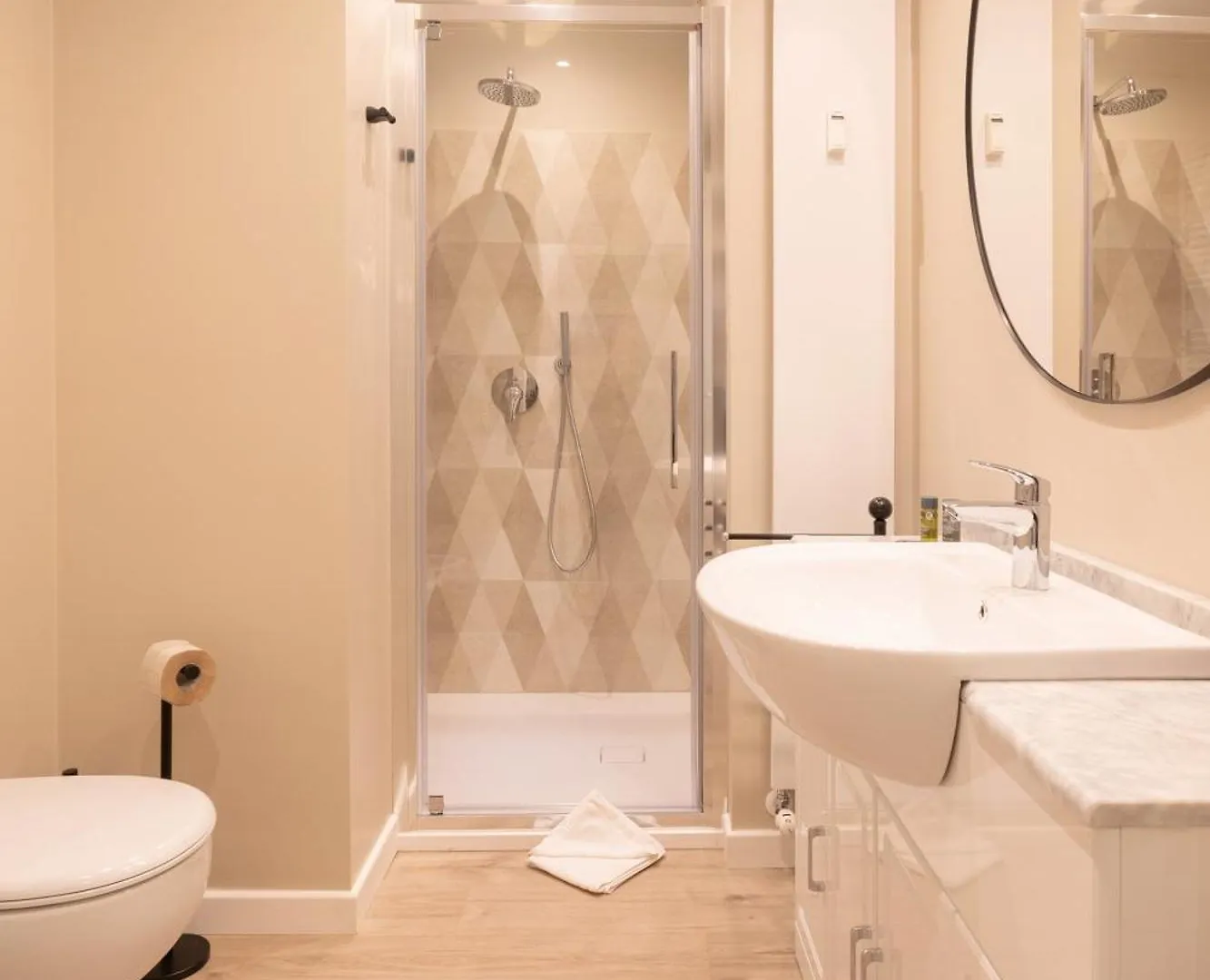 Wonderful 2 Bedrooms Fiera Area - Mirable Pm Milano 0*,
