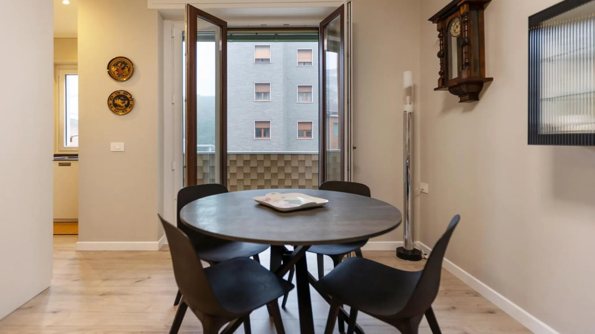 Wonderful 2 Bedrooms Fiera Area - Mirable Pm Milano 0*,