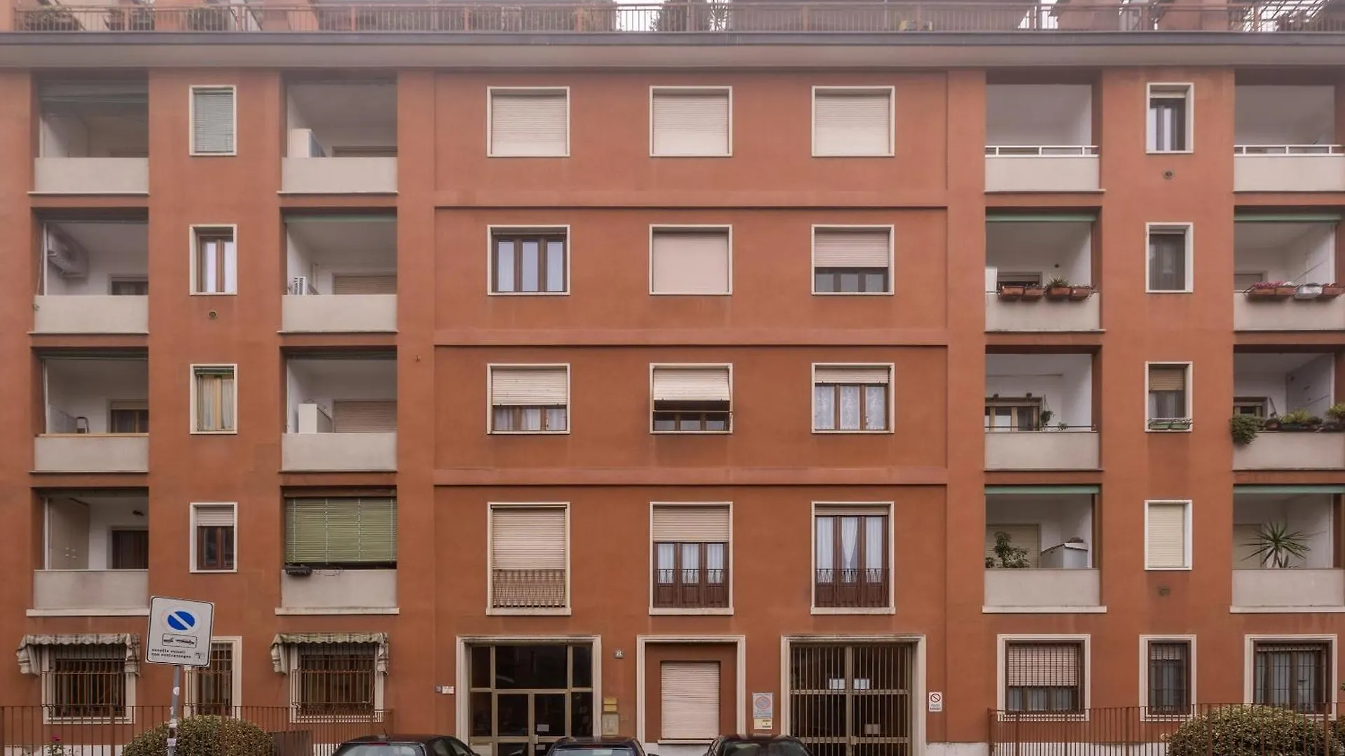 Daire Wonderful 2 Bedrooms Fiera Area - Mirable Pm Milano